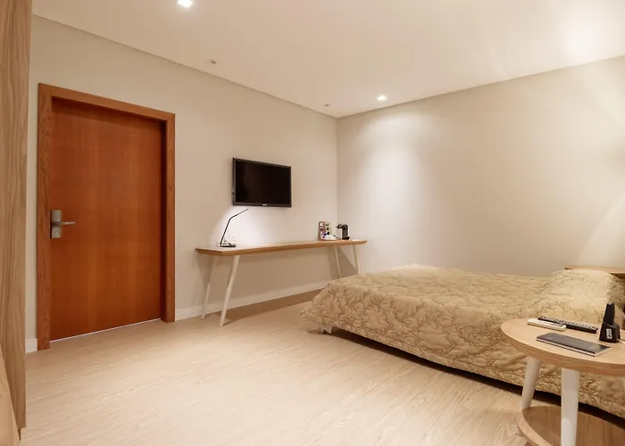 Mara Turismo Hotel